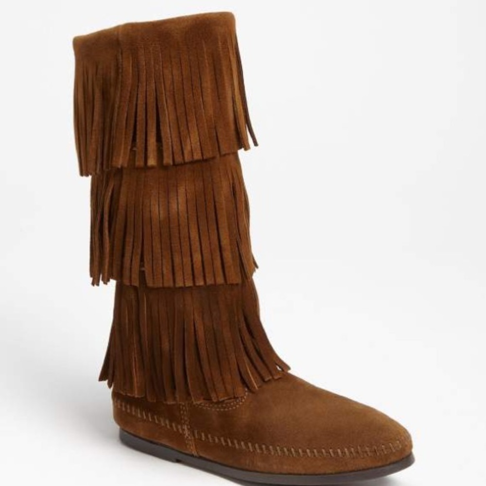 Minnetonka Calf Hi 3-layer fringe boot